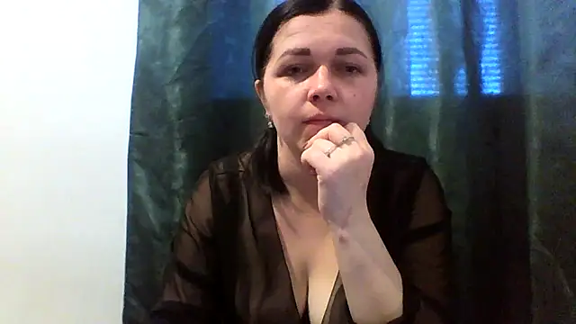 Vitalina282128 online show from March 2026 02:43:01 PM