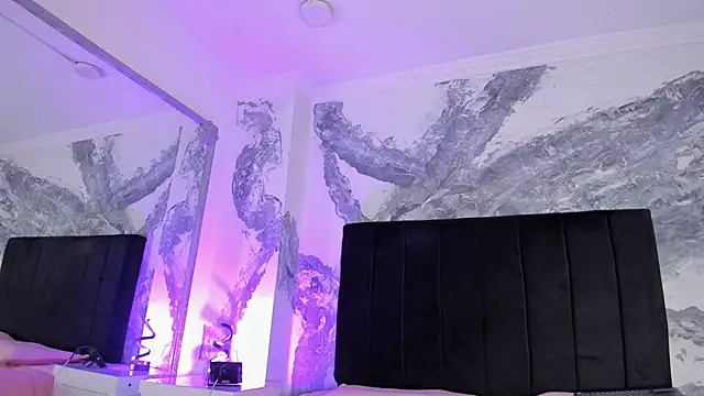 lilithDraven  online show from March 2026 04:14:02 AM