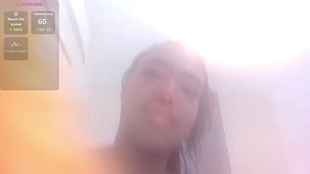 Kenia Storm online show from March 2026 01:29:02 AM