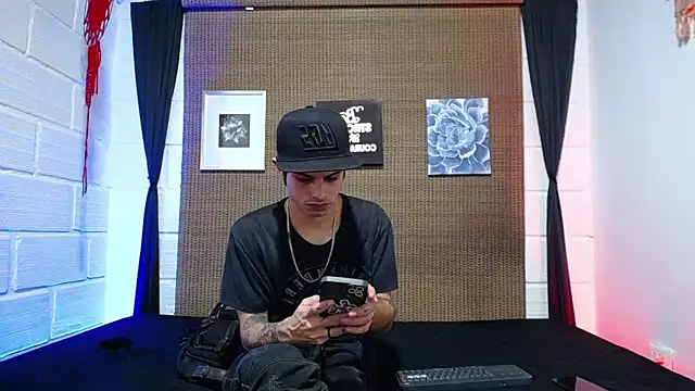 wild duo777 online show from December 2025 07:11:02 PM