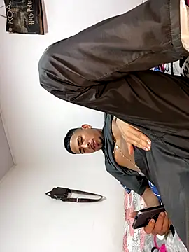 Snapshot of king_disaster1 chatting on November 2025 01:28:01 AM king disaster1 online show from November 2025 01:28:01 AM