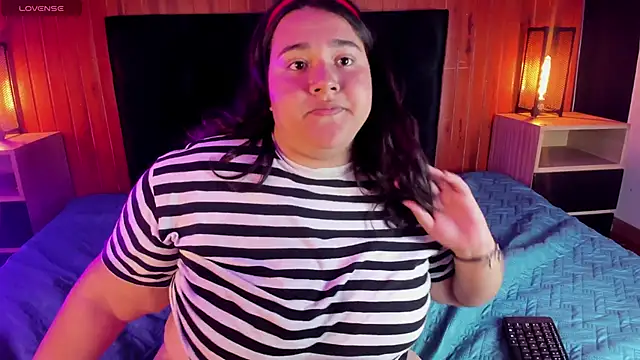 Candy lovelly online show from November 2025 07:02:01 PM