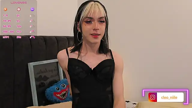 Snapshot of cleeo_nile chatting on February 2026 03:35:02 PM cleeo nile online show from February 2026 03:35:02 PM