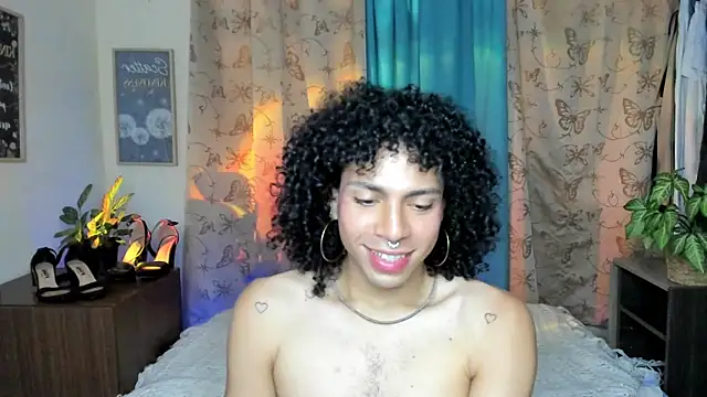 Angel White25 online show from February 2026 06:53:01 PM