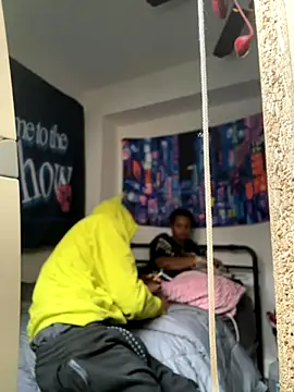 Snapshot of wearefreaks08 chatting on December 2025 07:31:01 PM wearefreaks08 online show from December 2025 07:31:01 PM