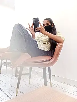 Riya 917 online show from March 2026 12:42:01 PM