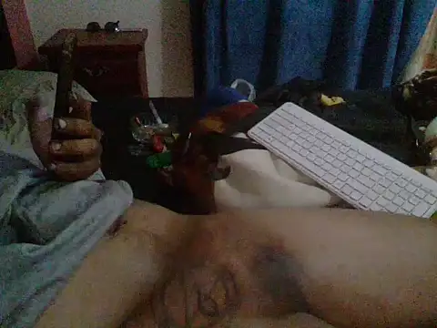 Snapshot of pareja4018 chatting on March 2026 07:12:01 AM pareja4018 online show from March 2026 07:12:01 AM