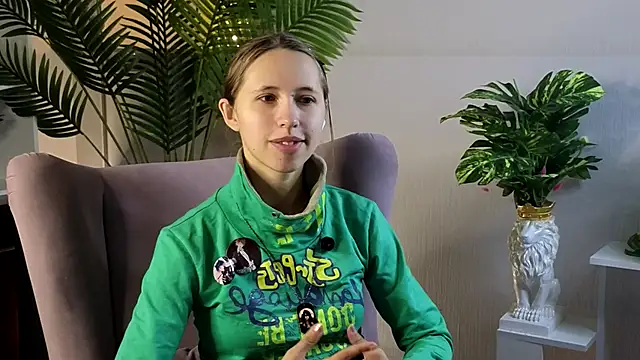 Snapshot of NedraRolla chatting on November 2025 07:05:02 AM NedraRolla online show from November 2025 07:05:02 AM