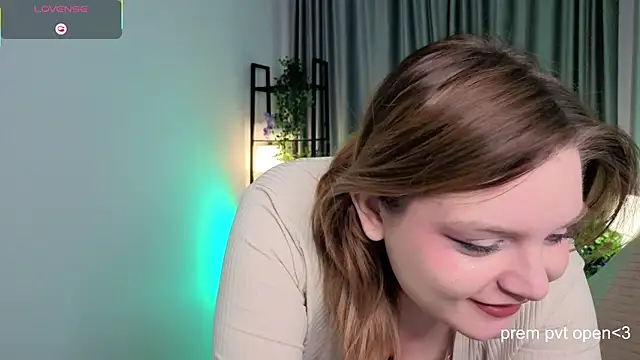 RacieBroom online show from January 2026 10:14:02 PM