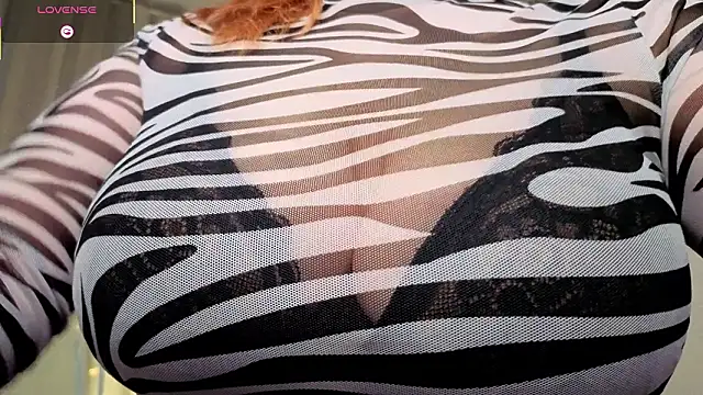 Snapshot of RacieBroom chatting on March 2026 09:39:02 PM RacieBroom online show from March 2026 09:39:02 PM