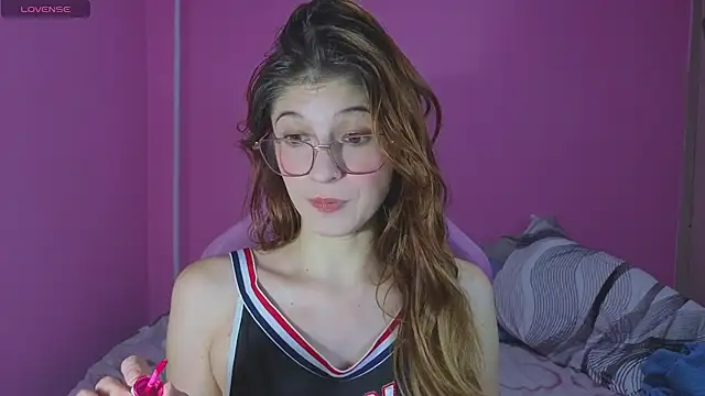 Snapshot of giseselle chatting on June 2026 04:01:01 PM giseselle online show from June 2026 04:01:01 PM
