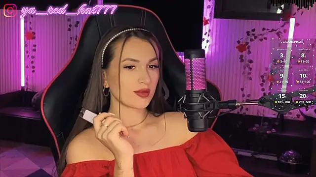 -RED HAT- online show from April 2026 05:21:02 PM