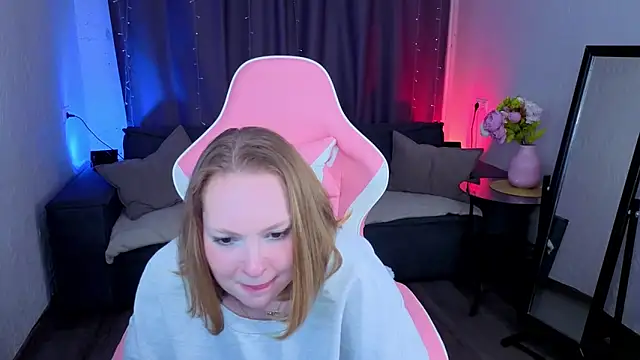 Snapshot of Elizabeth_Walson chatting on November 2025 04:06:01 PM Elizabeth Walson online show from November 2025 04:06:01 PM