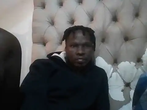 Tyrod30 online show from November 2025 09:09:01 PM