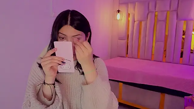 Brandy collinss online show from April 2026 12:11:02 PM