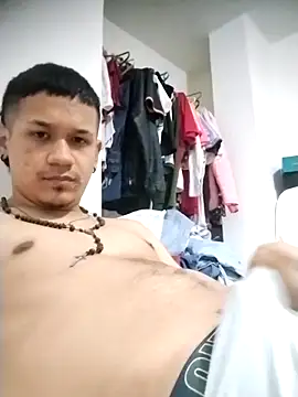 Chris    Col online show from November 2025 05:40:02 AM