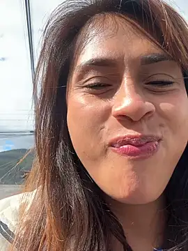 valeria absurdah online show from January 2026 08:24:02 PM