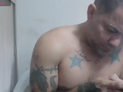 Snapshot of Alexander_Halls chatting on December 2025 05:52:02 PM Alexander Halls online show from December 2025 05:52:02 PM