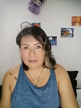 Snapshot of angi_daw chatting on May 2026 02:41:02 AM angi daw online show from May 2026 02:41:02 AM