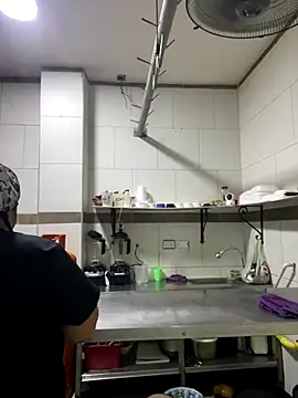 Snapshot of Aleja-198522 chatting on November 2025 11:26:01 PM Aleja-198522 online show from November 2025 11:26:01 PM