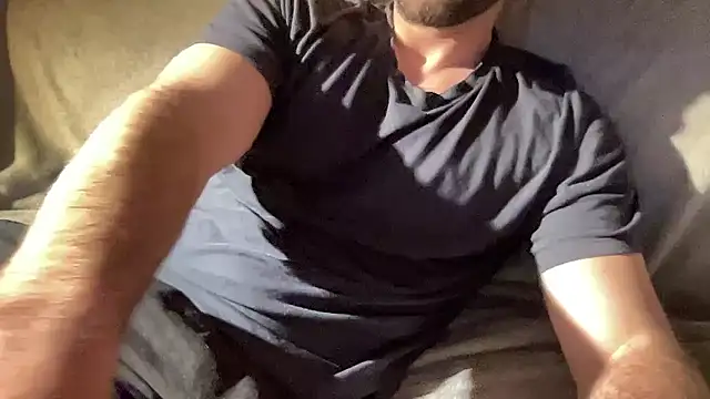 Pmendes98 online show from January 2026 06:46:02 PM