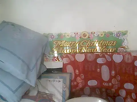 loriepinay46 online show from December 2025 12:14:01 PM