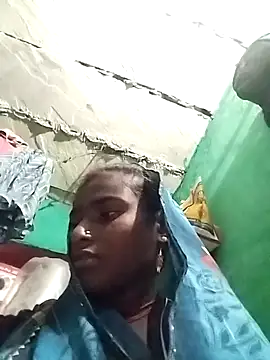 Big Lovexx online show from November 2025 08:30:01 PM