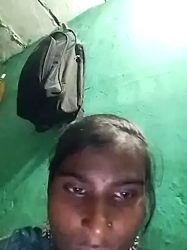 Big Lovexx online show from December 2025 06:24:02 PM