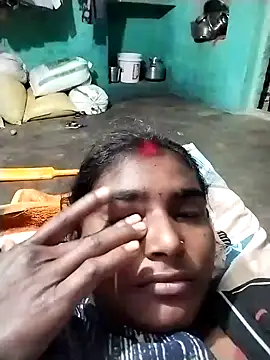 Big Lovexx online show from February 2026 10:06:02 PM