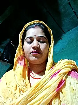 Snapshot of Hot_kamla chatting on February 2026 11:45:01 PM Hot kamla online show from February 2026 11:45:01 PM