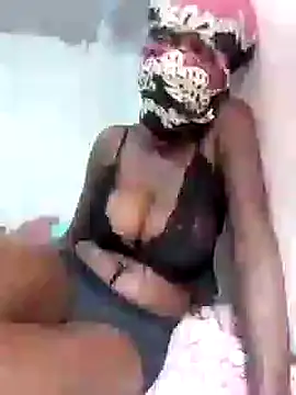 Molatane0 online show from November 2025 12:22:01 PM