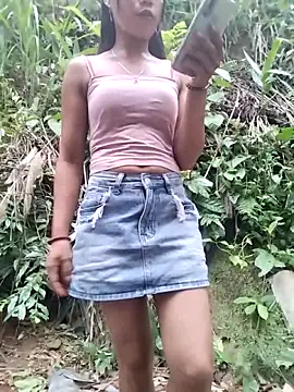 Snapshot of gugu0022 chatting on June 2026 11:35:02 AM gugu0022 online show from June 2026 11:35:02 AM