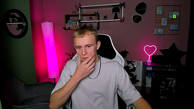 Snapshot of rafael_bien chatting on November 2025 08:13:02 PM rafael bien online show from November 2025 08:13:02 PM