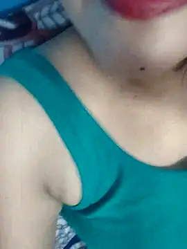 Snapshot of Cute_Ayushii chatting on June 2026 05:13:02 AM Cute Ayushii online show from June 2026 05:13:02 AM