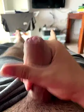 Yannick04 online show from November 2025 01:33:02 PM