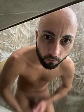 danilo sngr online show from November 2025 07:43:01 PM