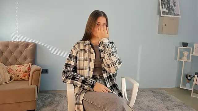 LucilaCashen online show from November 2025 07:14:01 AM