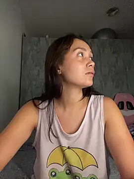 carolsapequinha online show from March 2026 12:21:01 AM