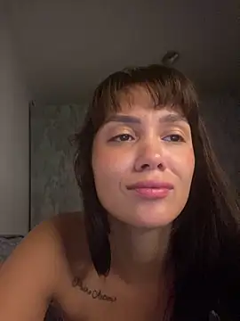 Snapshot of carolsapequinha chatting on April 2026 11:24:02 AM carolsapequinha online show from April 2026 11:24:02 AM