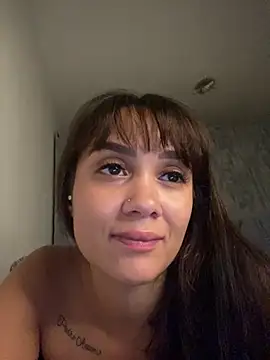 Snapshot of carolsapequinha chatting on April 2026 12:56:01 AM carolsapequinha online show from April 2026 12:56:01 AM