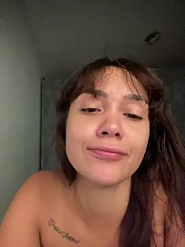 Snapshot of carolsapequinha chatting on May 2026 11:27:02 AM carolsapequinha online show from May 2026 11:27:02 AM