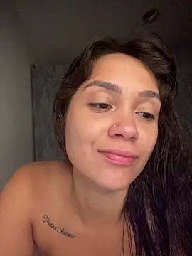 Snapshot of carolsapequinha chatting on May 2026 11:06:01 AM carolsapequinha online show from May 2026 11:06:01 AM