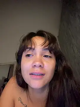 Snapshot of carolsapequinha chatting on May 2026 07:50:01 AM carolsapequinha online show from May 2026 07:50:01 AM