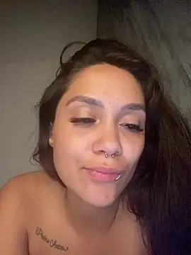Snapshot of carolsapequinha chatting on July 2026 04:40:01 AM carolsapequinha online show from July 2026 04:40:01 AM