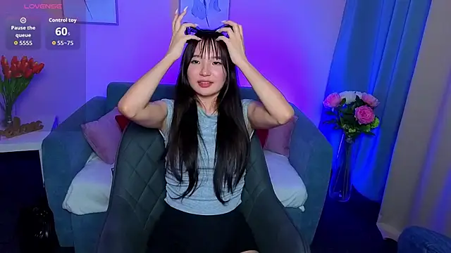 Snapshot of ChoiSua chatting on November 2025 05:24:01 PM ChoiSua online show from November 2025 05:24:01 PM