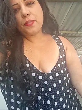 Snapshot of Catalinajane1 chatting on February 2026 05:38:01 PM Catalinajane1 online show from February 2026 05:38:01 PM