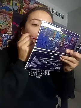 Snapshot of Ary_Rosse- chatting on November 2025 09:08:02 AM Ary Rosse- online show from November 2025 09:08:02 AM