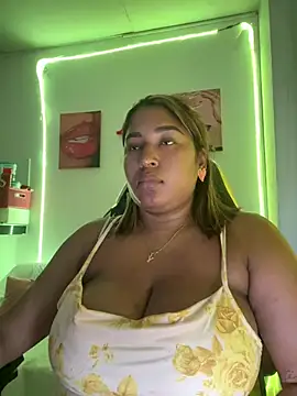 Snapshot of morena-2025 chatting on May 2026 09:41:01 PM morena-2025 online show from May 2026 09:41:01 PM