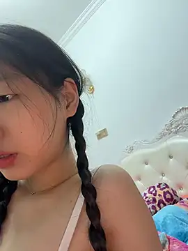Snapshot of TinyBabe chatting on May 2026 12:45:02 PM TinyBabe online show from May 2026 12:45:02 PM