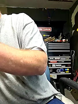 Snapshot of Txweld69 chatting on November 2025 07:54:01 AM Txweld69 online show from November 2025 07:54:01 AM